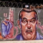 Grafite de Marcelo Gud na av. Cristóvão Colombo com rua Tomé de Souza, fotografado por CMC em 28.9.2014