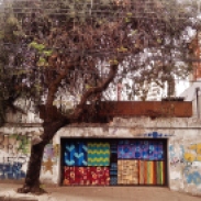 Grafite na rua do Ouro, no bairro Serra. Fotografado por CMC em 25.10.2014